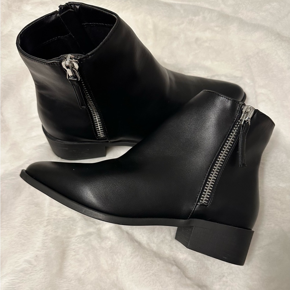 New Look Black Ankle Booties with Silver Zipper